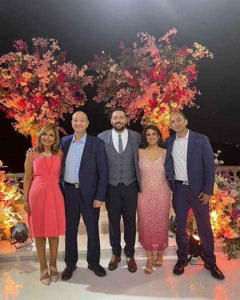 لميس الحديدي تهنئ عمرو أديب على خطوبة نجله