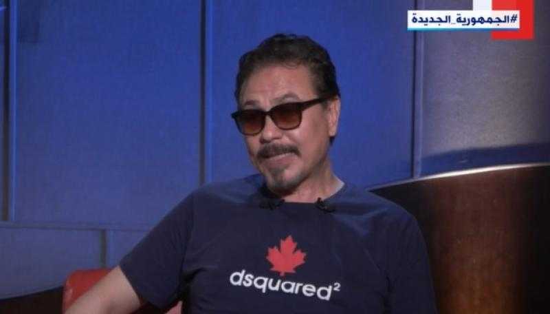 ما أبرز فعاليات المهرجان القومي للمسرح؟.. محمد رياض يُجيب