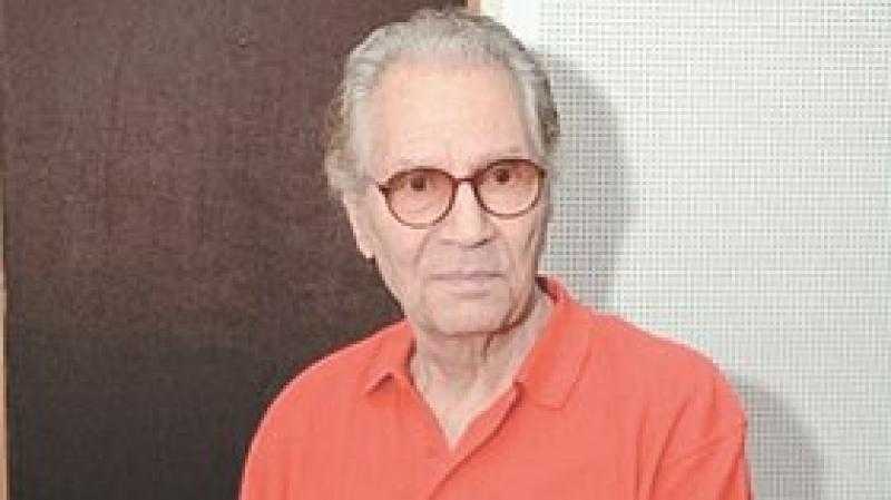 كان بيرعى أيتام .. تزوج 9 مرات أسرار في حياة سناء شافع