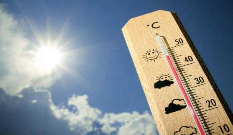 الأرصاد: منخفض جوي يضرب البلاد ويؤثر على درجات الحرارة.. «فيديو»