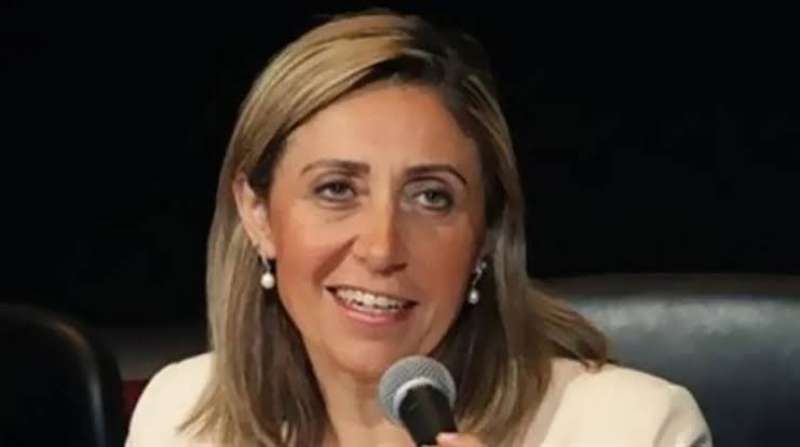 نيفين الكيلانى 