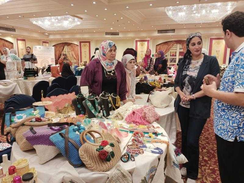 «الرياضة» تشارك في معرض التراث والحرف اليدوية لفتح مجال تسويق منتجات أندية الفتاة والمرأة