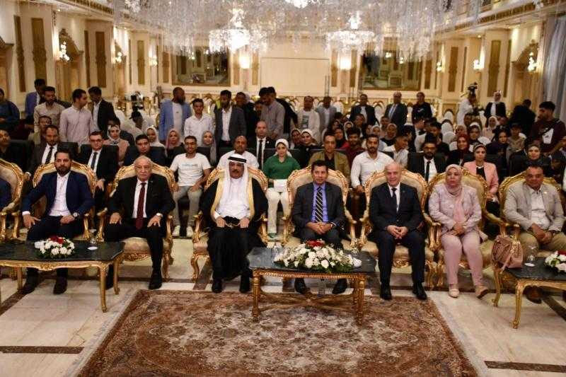 وزير الرياضة يلتقي شباب مجلس القبائل والعائلات المصرية