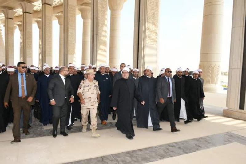 وزير الأوقاف خلال جولته بالعاصمة الإدارية الجديدة 