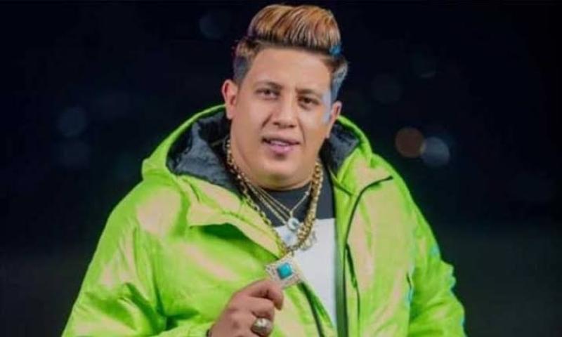 عصام كاريكا: «حمو بيكا سارق مني أغنيتين .. والذكاء الاصطناعي خطر على الموسيقى»