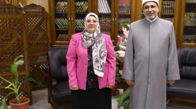 خلال اللقاء