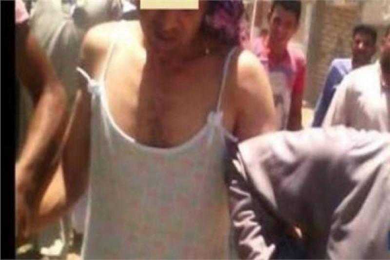 «بهدوم نسائية».. ضبط 9 متهمين بالتعدي على شاب في البحيرة