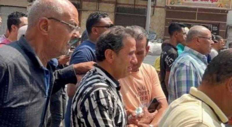 أحمد شيبة يلغي جميع حفلاته حدادًا على والدته
