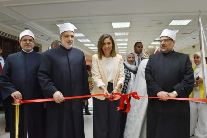 وزيري الثقافة والأوقاف 