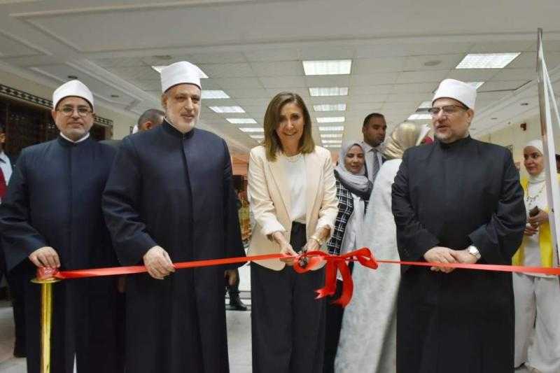 وزيري الثقافة والأوقاف يفتتحون معرض مسابقة مواهب وقدرات تحت شعار «إبداع وتميز »