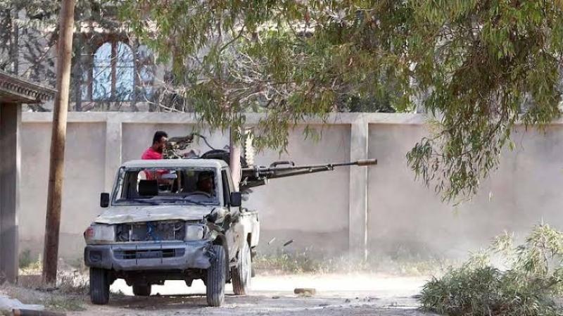 حرب شوارع ووزارة الصحة تدعو للتبرع بالدم.. ماذا يحدث في طرابلس؟