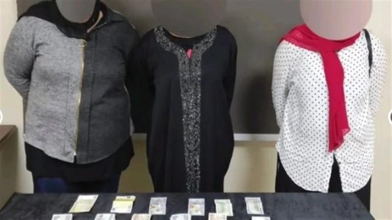 حبس تشكيل عصابي نسائي بتهمة سرقة المشغولات الذهبية بأسلوب المغافلة