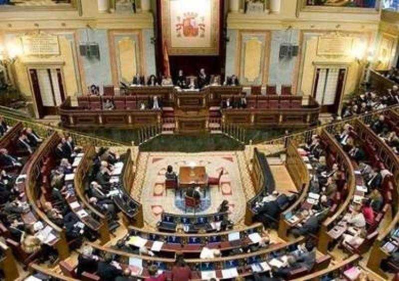 البرلمان الإسباني يجتمع وسط محاولات تشكيل حكومة جديدة