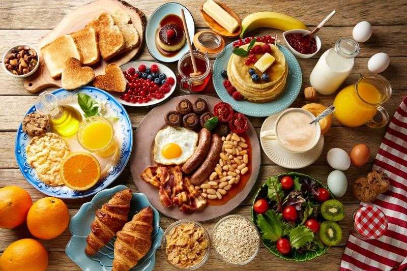 خبيرة تغذية تكشف أهمية وجبة الإفطار.. «فيديو»