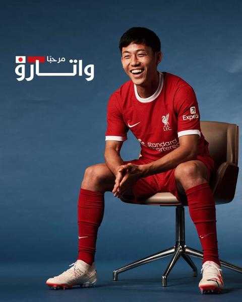 رسميا.. ليفربول يعلن التعاقد مع الياباني «واتارو إندو»