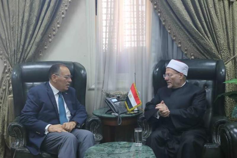 مفتي الجمهورية ومحافظ الشرقية 