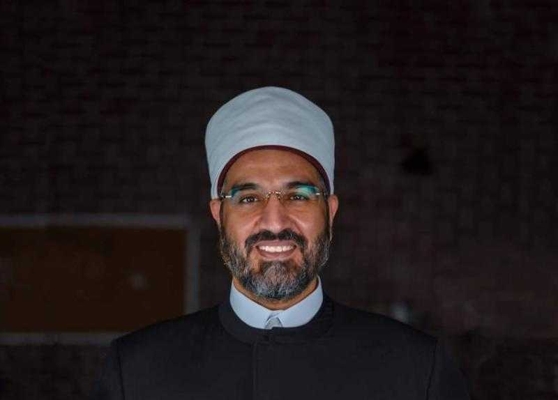 عمرو الورداني: لا يجوز لرب الأسرة تعريض أسرته للفتنة - فيديو