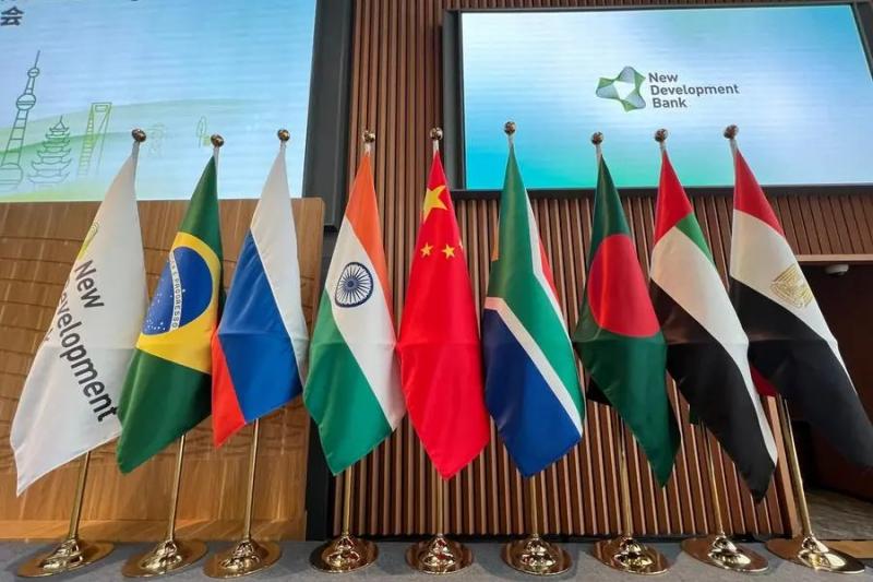 عضو جمعية الاقتصاد السعودي: نسعى إلى إيجاد بدائل للنفط .. فيديو