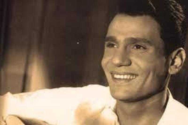 نجل شقيق العندليب يهاجم شريف خير الله: لا يجوز مقارنة عبد الحليم حافظ بـ محمد رمضان.. فيديو