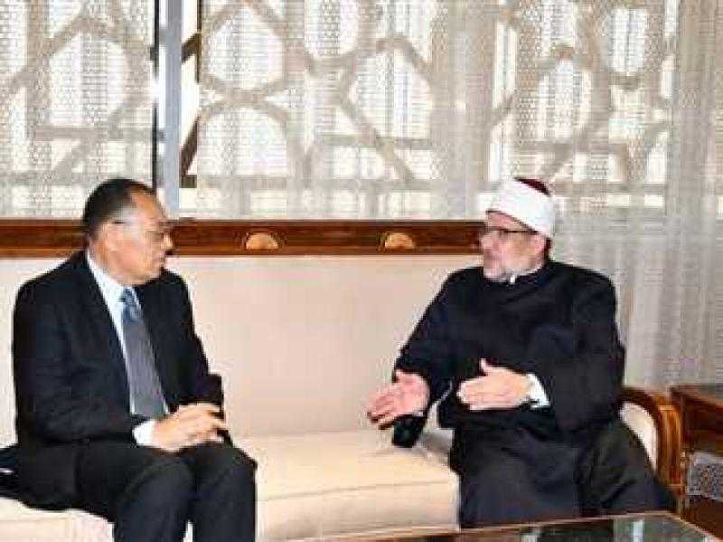 محافظ الشرقية ووزير الأوقاف يبحثان أوجه التعاون المشترك