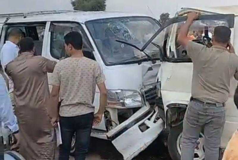 مصرع وإصابة 7 أشخاص  فى حادث تصادم على الطريق الصحراوى بالمنيا
