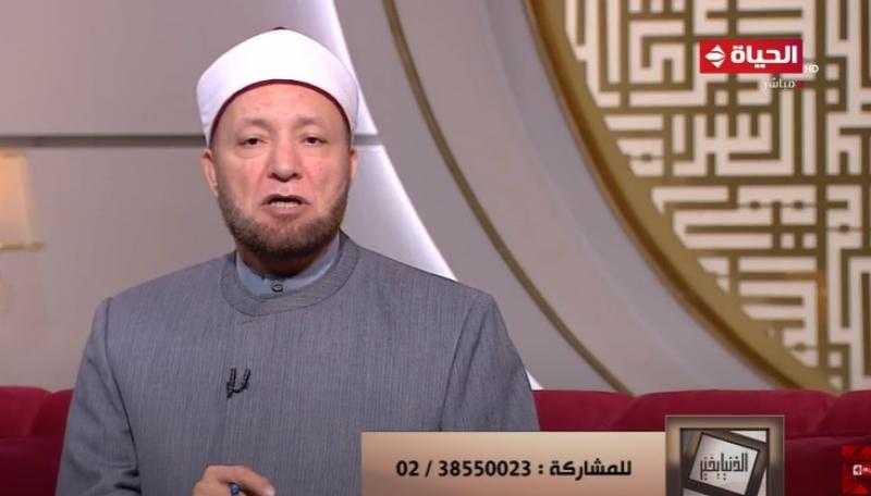 هل يجوز للرجل منع زوجته من زيارة أهلها؟.. أمين الفتوى يُجيب