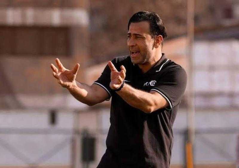 استياء في الجونة.. إسلام شاهين يطلب تغيير ملعب أسمنت حلوان