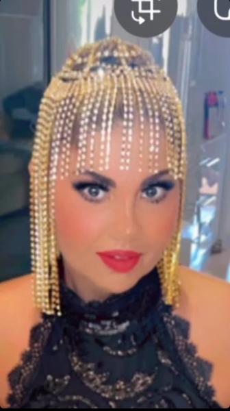 شاهد| أغرب إطلالة لـ بوسي شلبي في حفل افتتاح مهرجان القاهرة للدراما