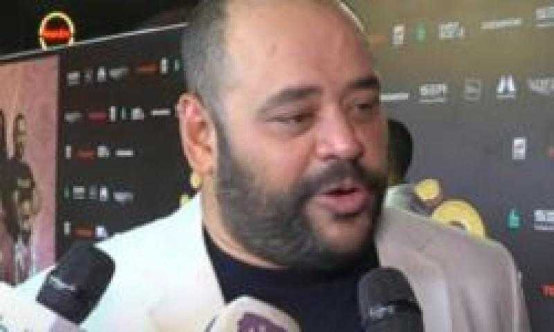 محمد ممدوح عن أمينة خليل: مجتهدة جدا وبحب أشتغل معاها.. فيديو
