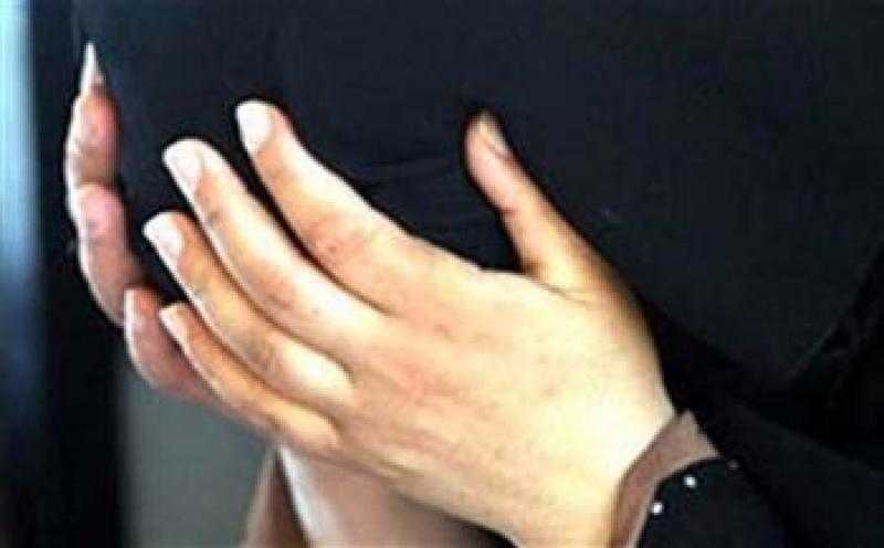 «سارة» تطلب الخلع بعد «23 غرزة في وشها» من زوجها