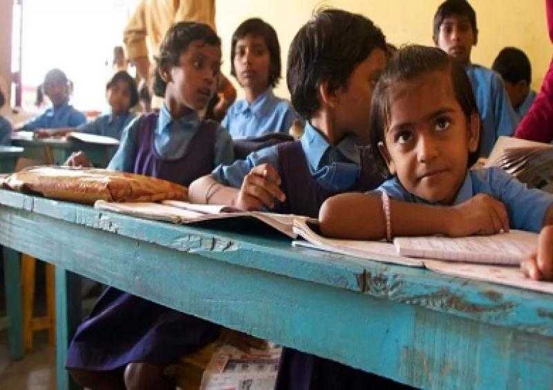 الشرطة الهندية تحقق مع معلمة أمرت تلاميذها بصفع زميلهم المسلم