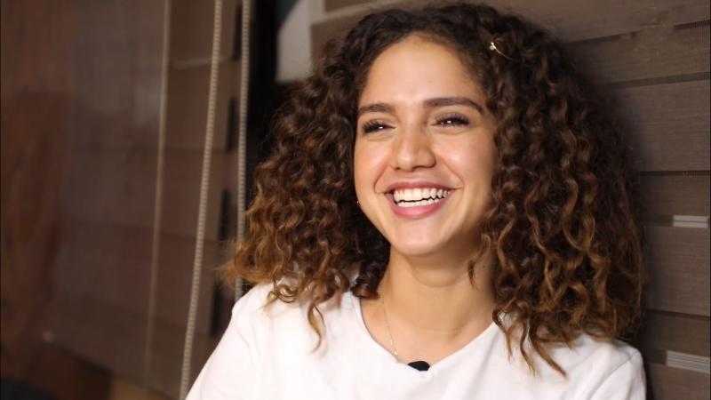 رنا رئيس تشارك جمهورها بأحدث ظهور لها برفقة ريهام عبدالغفور