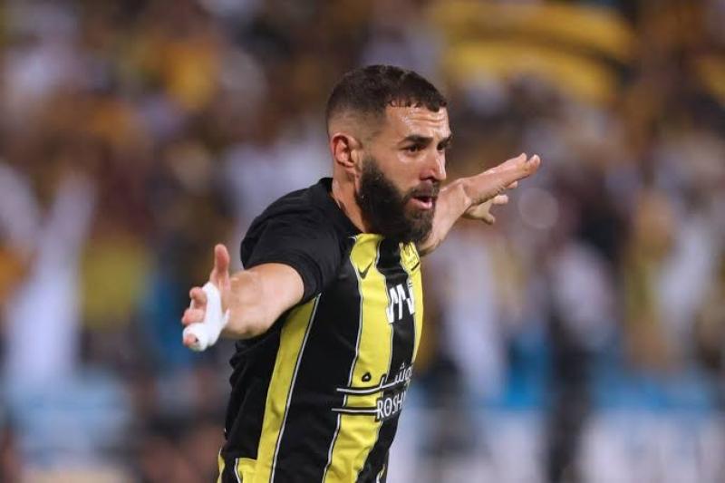 فحص طبي لكريم بنزيما بعد إصابته مع الاتحاد