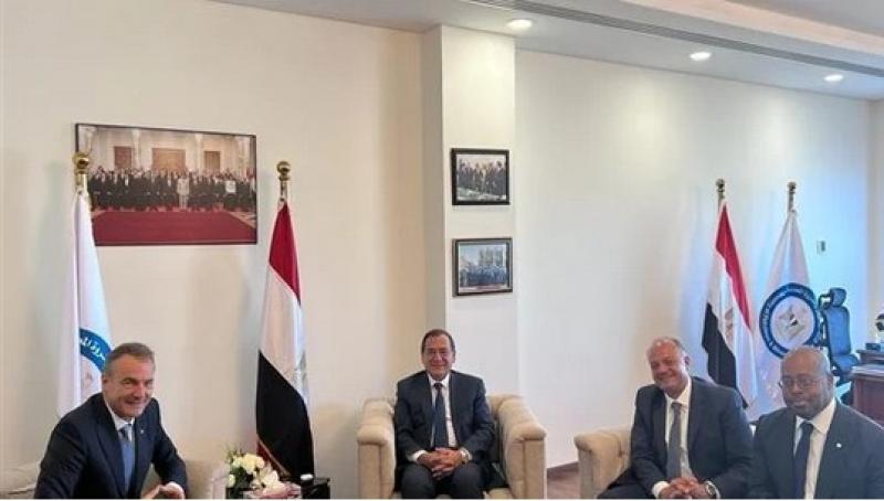 البترول: حفر 4 آبار استكشافية جديدة للغاز الطبيعي