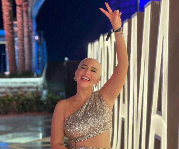 ابنة أسما شريف منير: «من يهاجم والدتي يحتاج إلى النضج وأعتبرها ملهمتي»