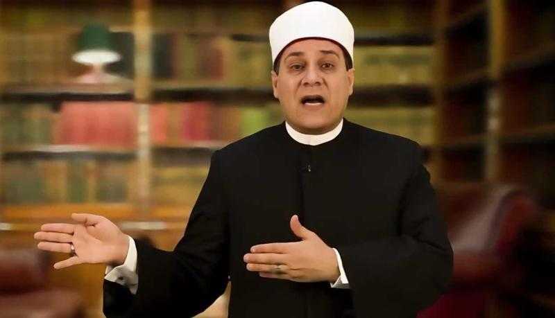 مظهر شاهين لـ شريف منير: «لما تبارك لبنتك على ركوب الترند لمجرد إنها اتعرت بالشكل المقزز ده يبقى أنت رجل بركة»