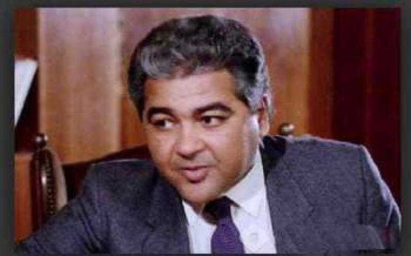 في ذكري ميلاده.. ما هي حقيقة علاقة مصطفى متولي بالزعيم عادل إمام