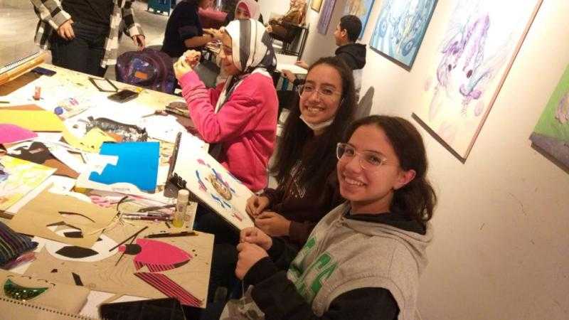 رئيس الأوبرا يفتتح المعرض السنوي للمواهب التشكيلية