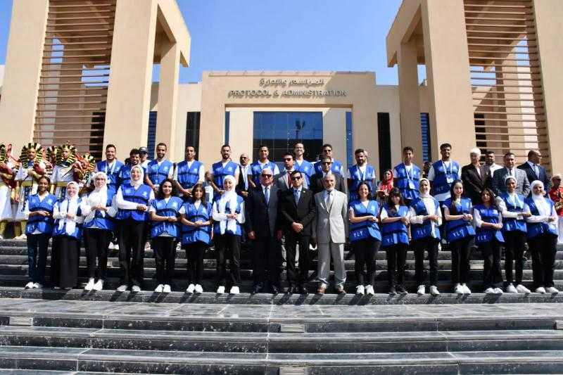 وزير الرياضة يشهد إطلاق شعلة بطولة الجمهورية للشركات الـ 56 بمدينة مصر الأولمبية بالعاصمة الإدارية