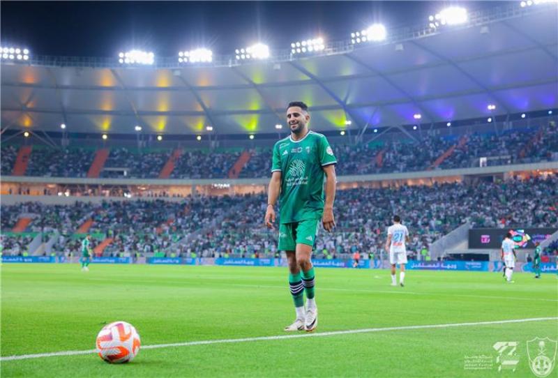 مباراة الأهلي والطائي 