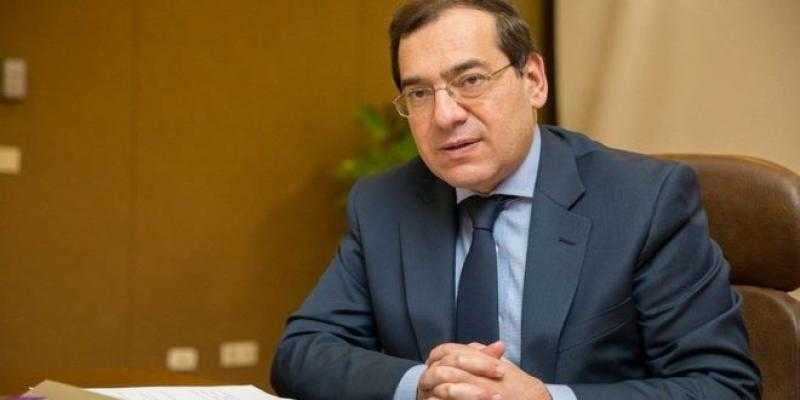 «الملا» يعتمد نتائج أعمال شركات البترول عن العام المالي الحالي