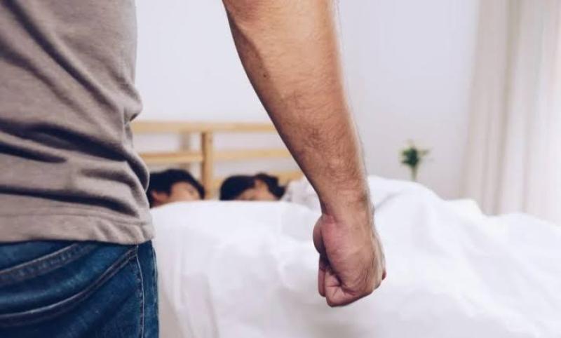 تعبيرية عن خيانة زوجية 