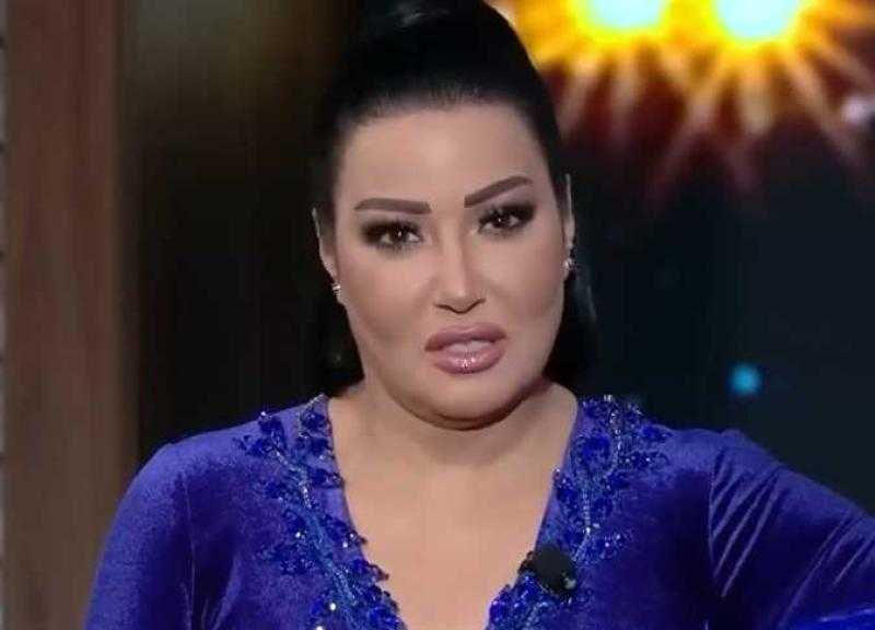 سمية الخشاب: «محدش باركلي في زواجي من أحمد سعد ولما اتطلقت باركولي»