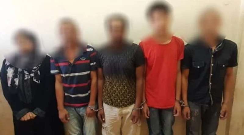 المتهمين 
