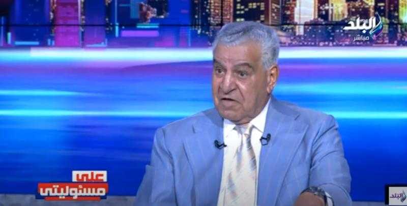 بمتابعة الرئيس.. زاهي حواس يكشف مخطط تطوير محيط الأهرامات «فيديو»