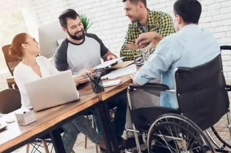وزارة العمل: توفير 11 ألف فرصة عمل لذوي الهمم منذ بداية العام.. «فيديو»