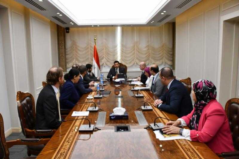 وزير الرياضة يلتقي مسؤولي مؤسسة صلتك ووفد اليونيسيف