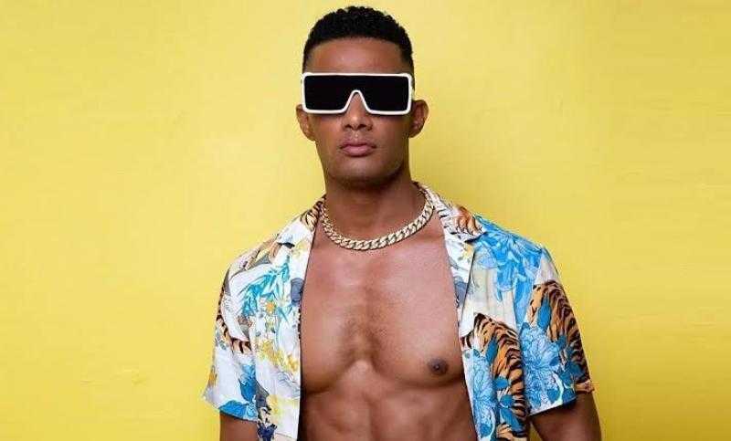 بقيت بشحت .. استغاثة عاجلة من فنانة شهيرة لـ محمد رمضان