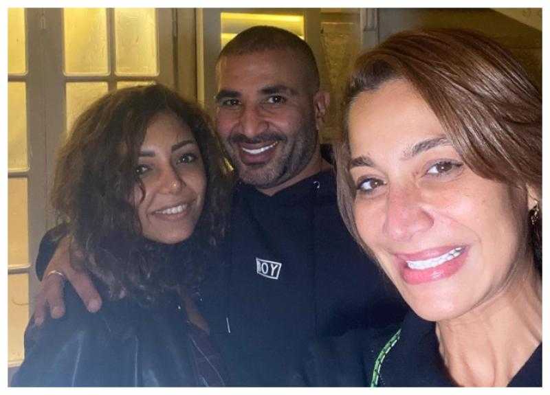 بسمة وهبة: «روحت أصلي المغرب في السيدة زينب لقيت علياء طليقة أحمد سعد ساجدة وبتبكي»