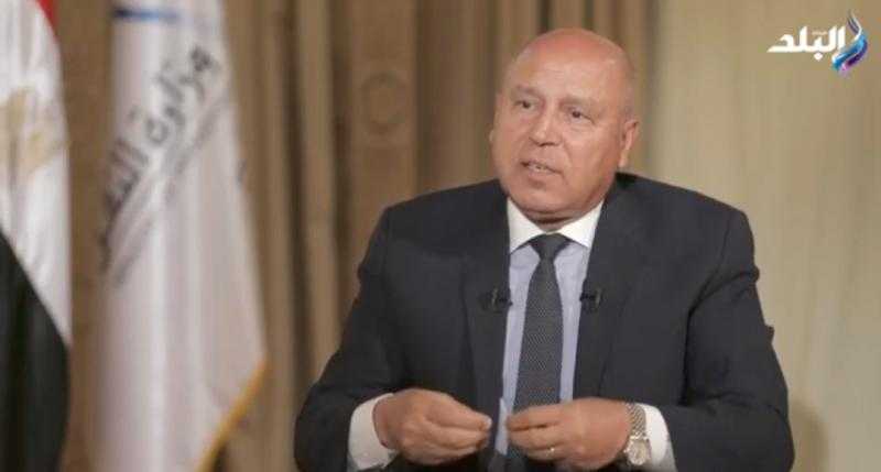 وزير النقل يكشف كيف أنجزت مصر قناة السويس الجديدة في عام واحد فقط.. فيديو